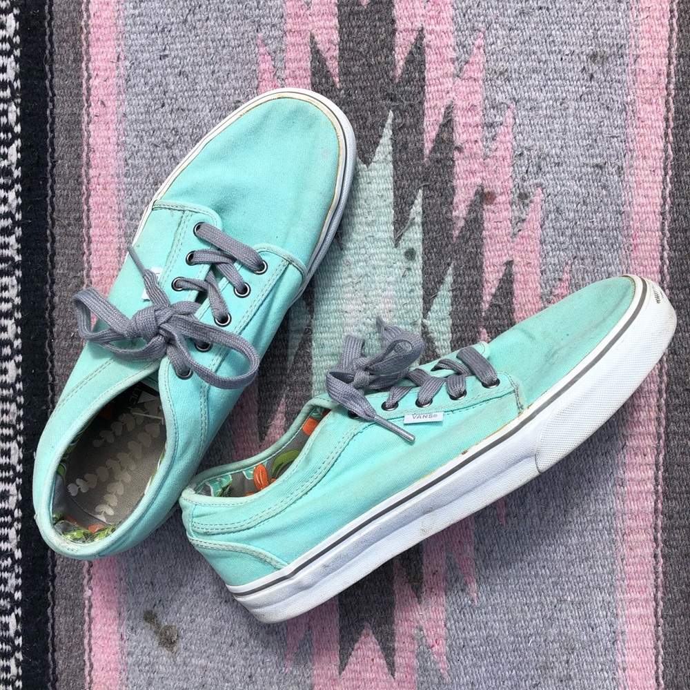 ▫️ Light Blue/Grey Vans ▫️